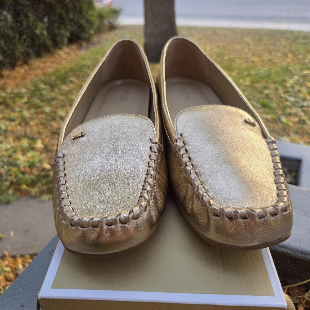 Michael Kors Eve Mocassin Driver Shoe Gold Metallic Flats Sz 11 New In Box - Picture 5 of 11